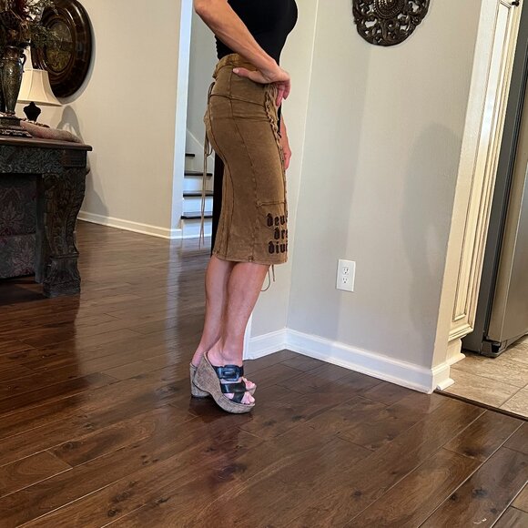 Treasure Rock Tan Skirt - Picture 3 of 4